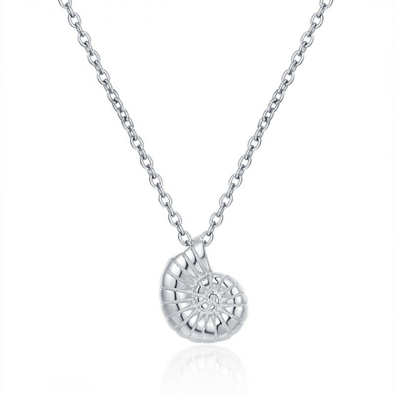 Gold Conch Necklace Niche Fashion